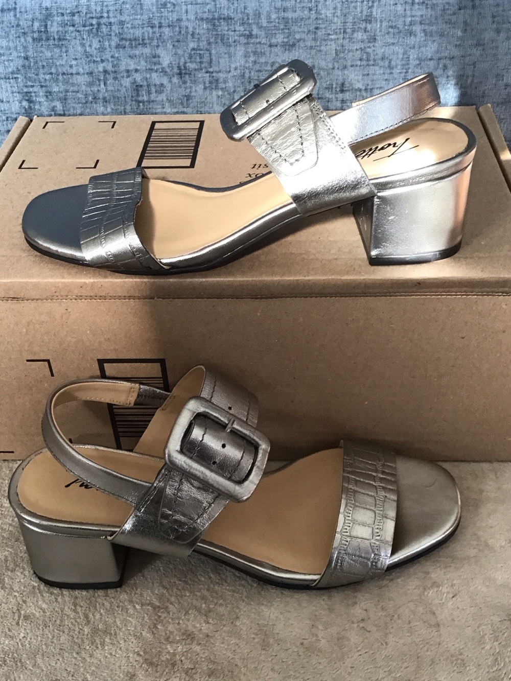 Trotters Silver Croc-Accent Block Heel Sandals